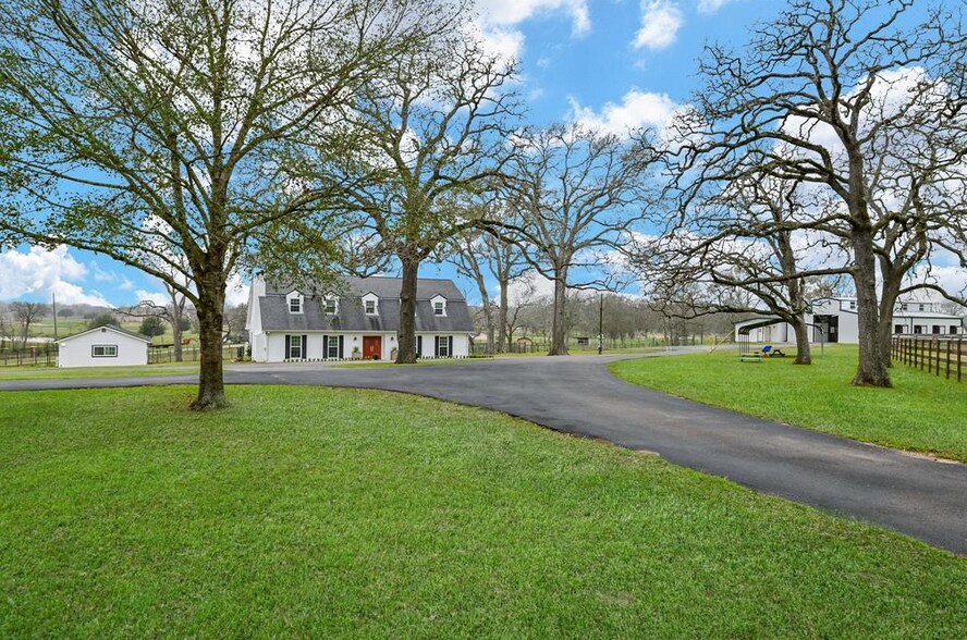 Primary Photo Of 8811 FM 359 Rd, Richmond Specialty For Sale