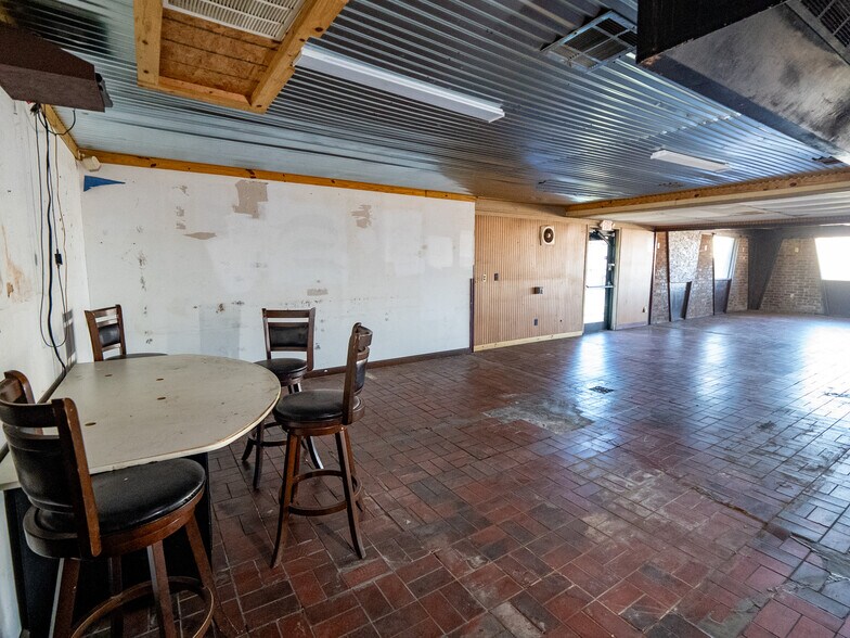 More Photos Of 1475 S Sunnylane Rd, Oklahoma City Freestanding For Sale