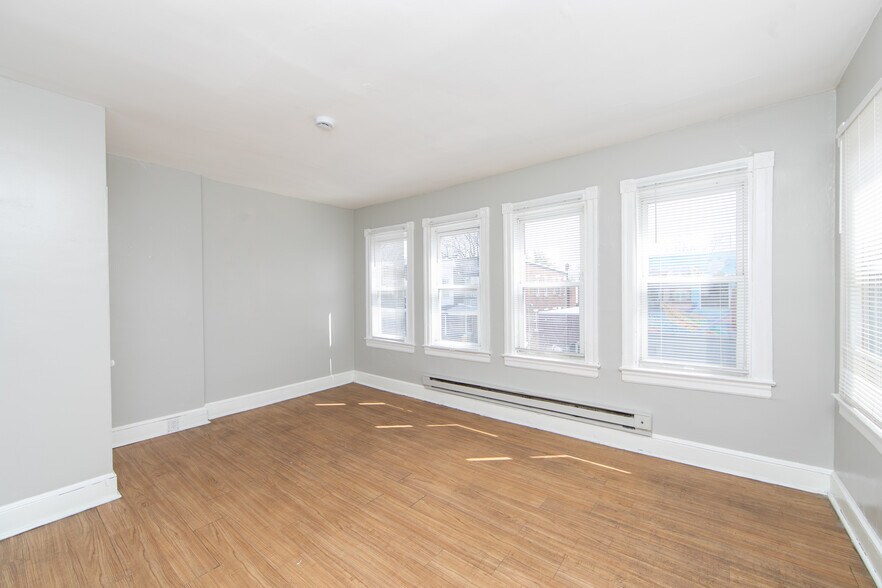 More Photos Of 2709 Westfield Ave, Camden Apartments For Sale