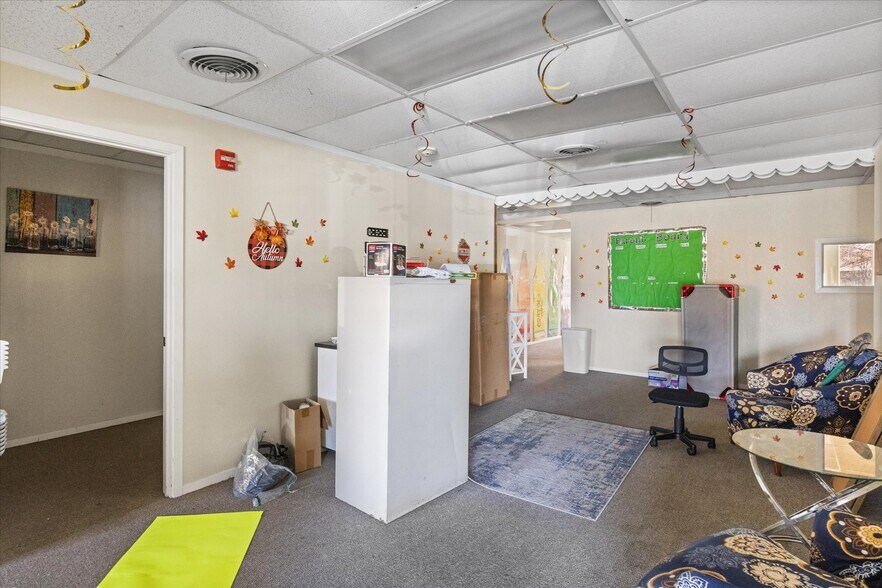 More Photos Of 6605 Dan Danciger Rd, Fort Worth Office For Sale