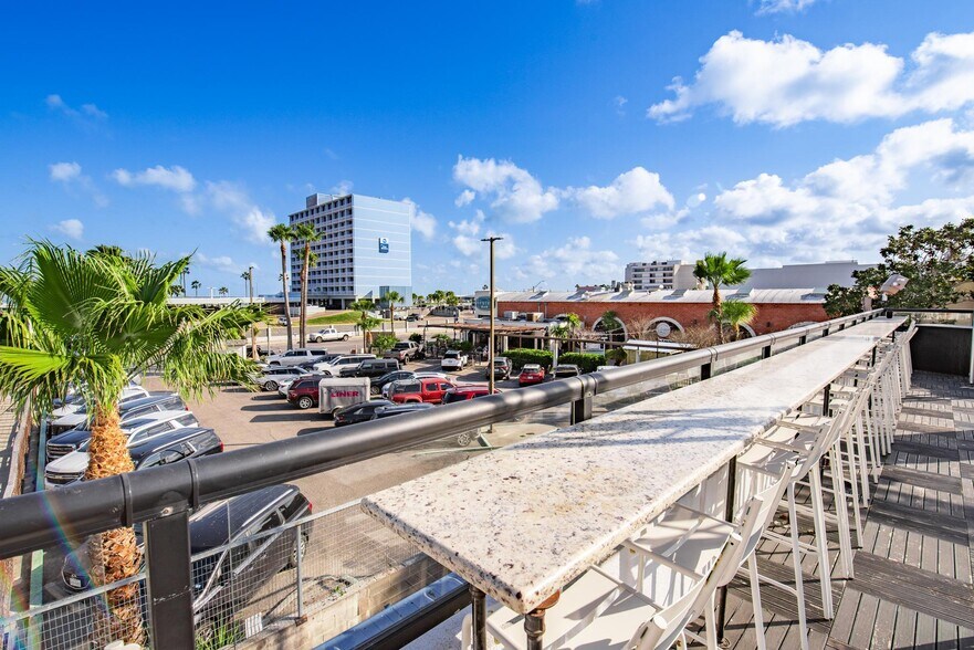 More Photos Of , Corpus Christi General Retail For Sale
