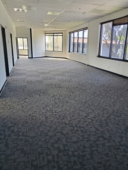 More Photos Of 90 Great Oaks Blvd, San Jose Research And Development For Lease