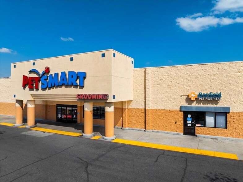 More Photos Of 2100 McHenry Ave, Modesto Freestanding For Sale