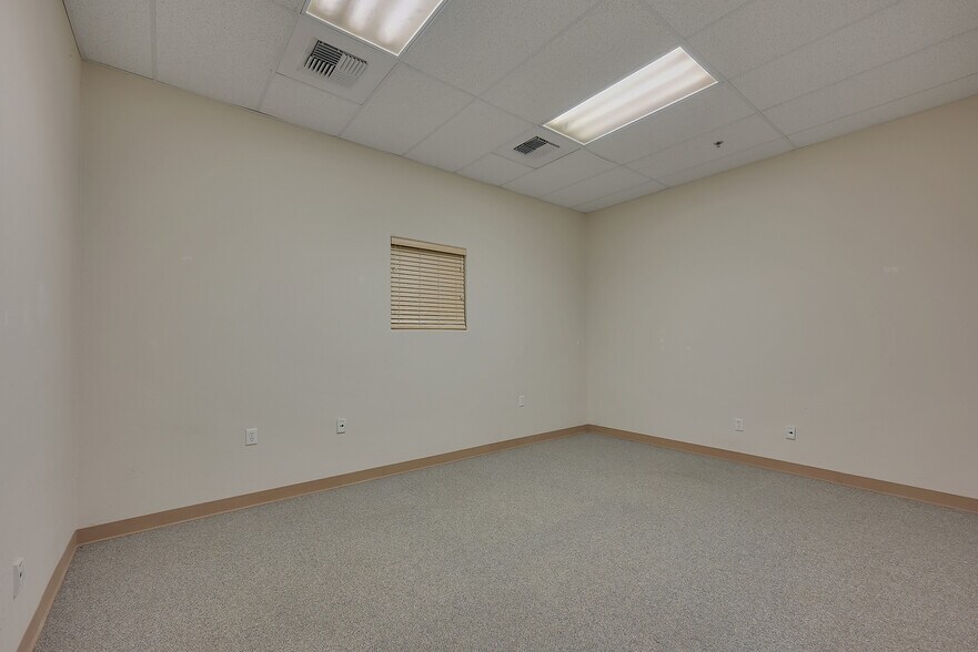 More Photos Of 103 D St, Marysville Office Residential For Sale