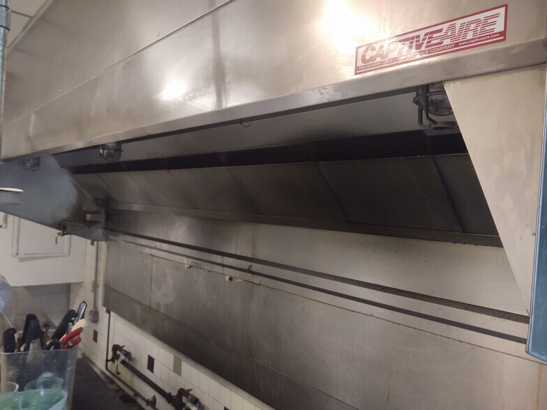 More Photos Of 18035 Georgia Ave, Olney Freestanding For Lease