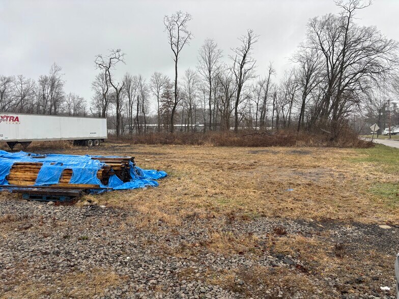 More Photos Of 10 Victoria Rd, Austintown Land For Lease