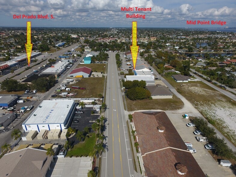 More Photos Of 4427 SE 16th Pl, Cape Coral Office For Lease