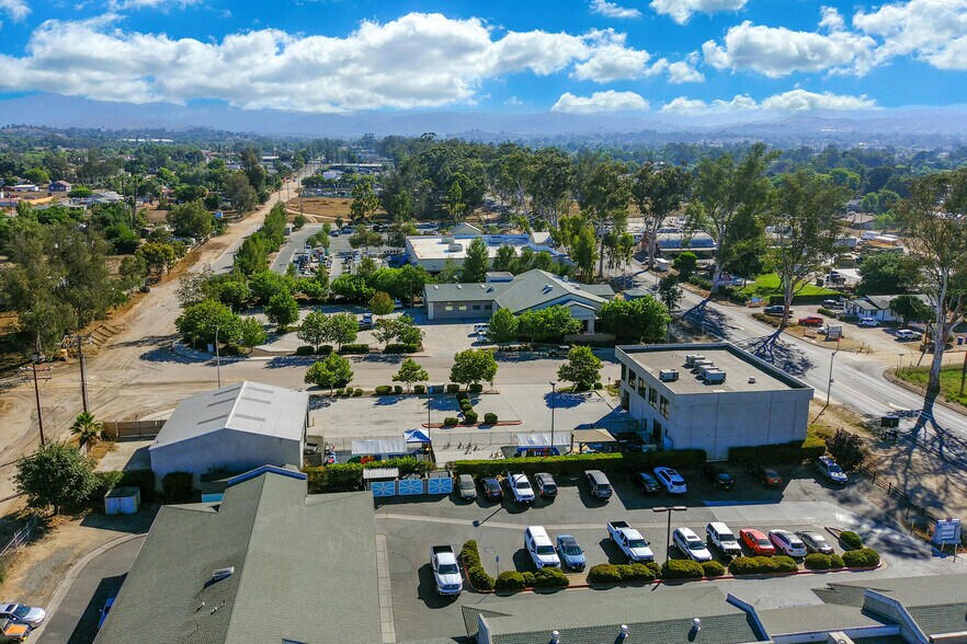 More Photos Of 2291 Main St, Ramona Office For Sale