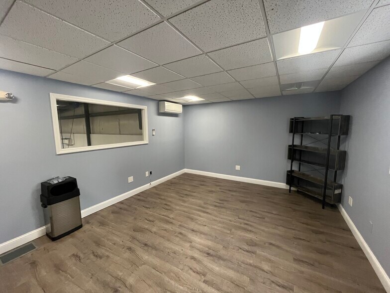 More Photos Of 19 Pomerleau St, Biddeford Industrial For Lease