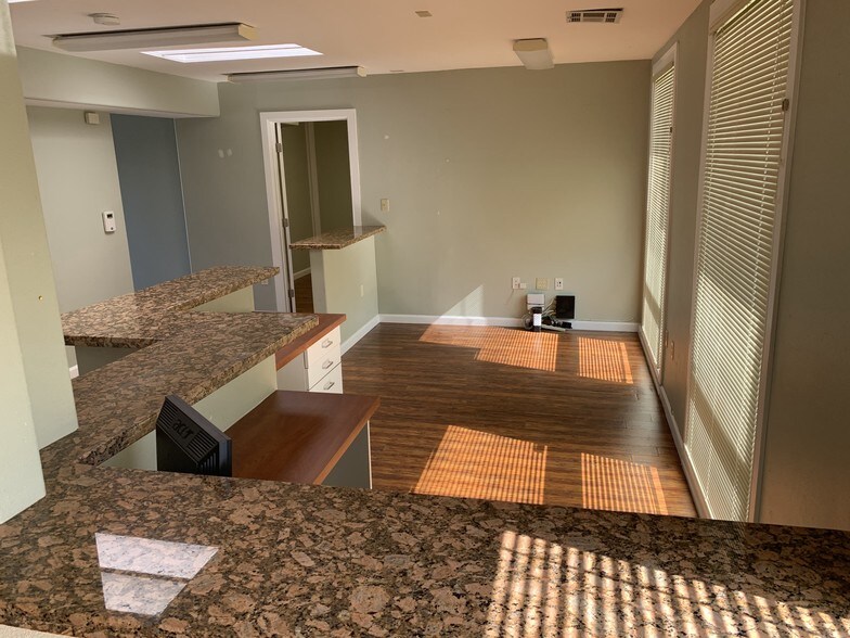 More Photos Of 1023 E Chapman Ave, Fullerton Medical For Lease