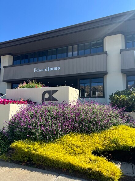 More Photos Of 126 Clock Tower Pl, Carmel Office Residential For Lease