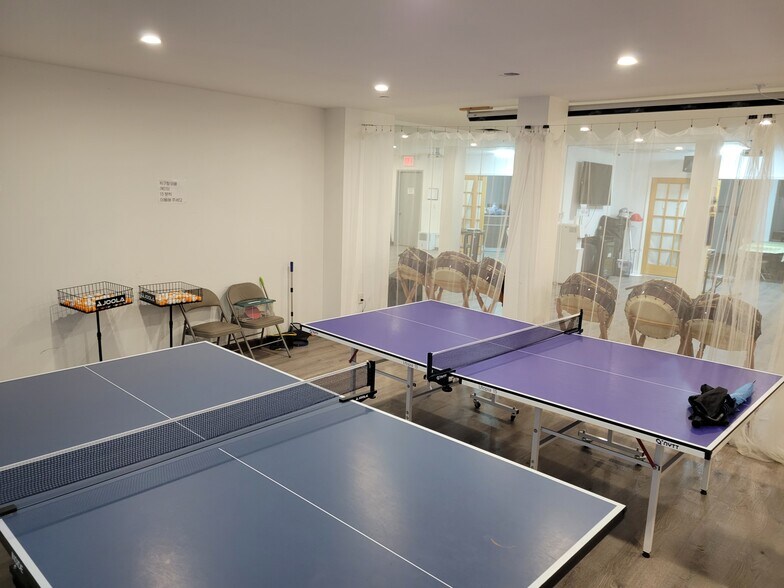 More Photos Of 3541 156th St, Flushing Flex For Sale