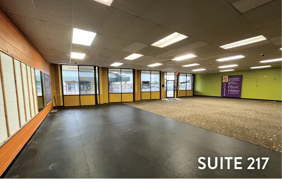 More Photos Of 207-305 W 7th Ave, Augusta Storefront For Lease