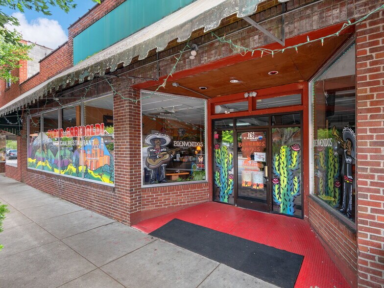 More Photos Of 76 E Main St, Brevard Restaurant For Sale