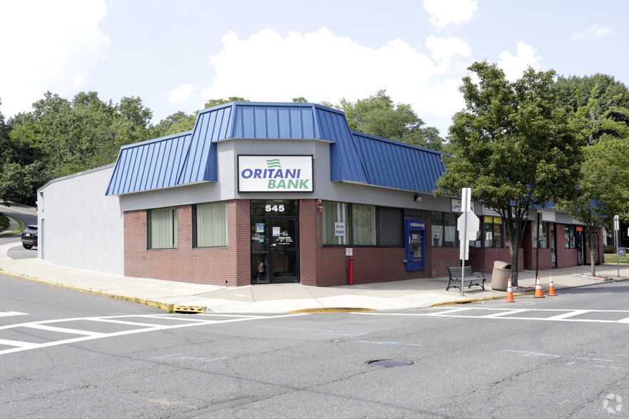 Primary Photo Of 545 Shaler Blvd, Ridgefield Storefront Retail Office For Lease