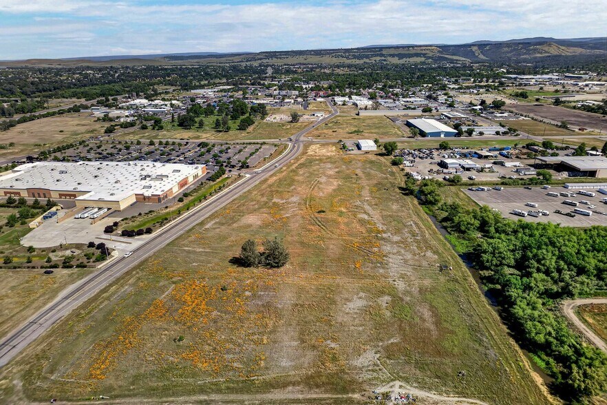 More Photos Of 7th Ave, Oroville Land For Sale