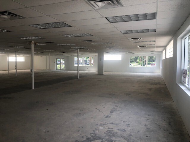 More Photos Of 1102 S Us Highway 1, Fort Pierce Storefront Retail Office For Sale