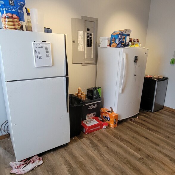 More Photos Of 735 Dimery Ave, Beaver Crossing Convenience Store For Sale