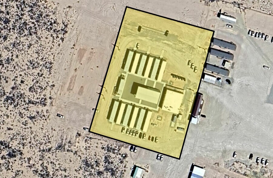 More Photos Of 906 S Highway 285, Pecos Warehouse For Sale