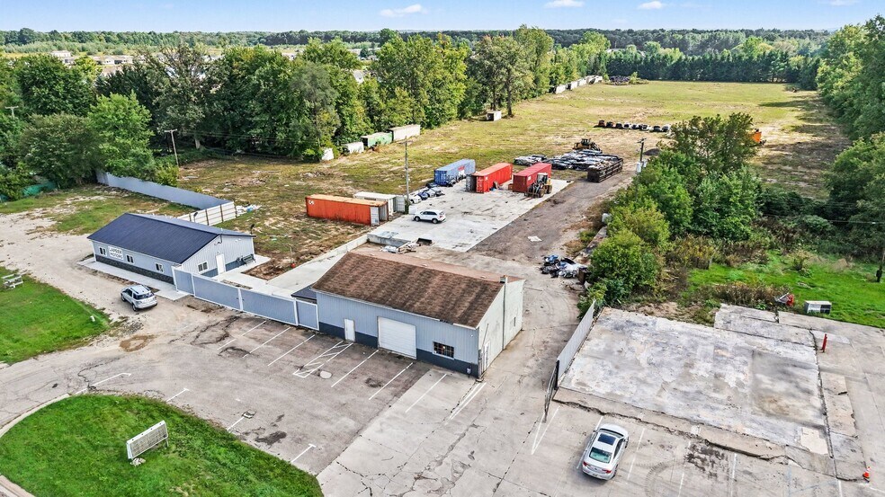 More Photos Of 2610 Imlay City Rd, Lapeer Auto Repair For Sale