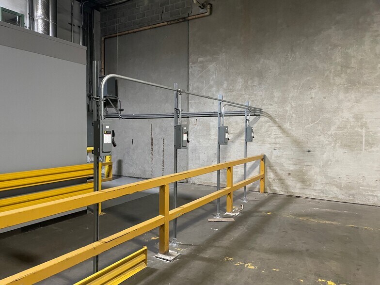 More Photos Of 49 Geyser Rd, Saratoga Springs Manufacturing For Lease