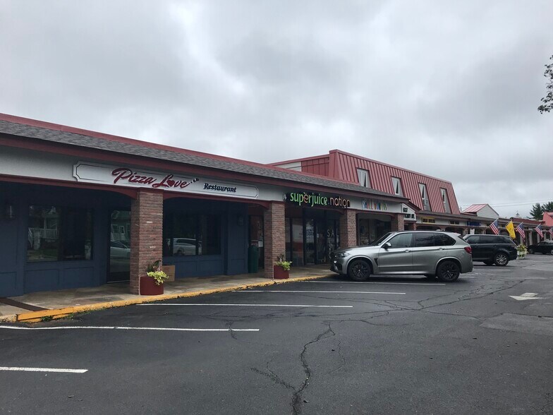 More Photos Of 637-651 Wyckoff Ave, Wyckoff General Retail For Lease