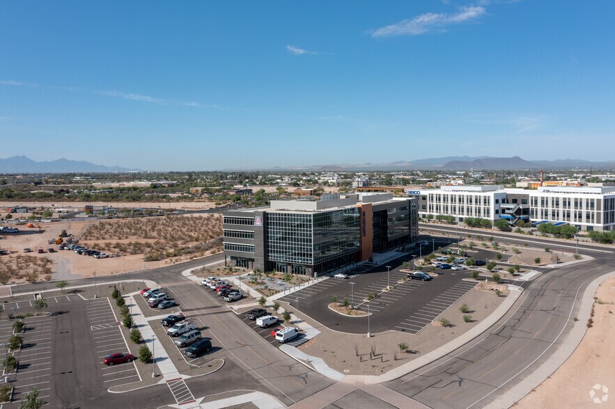 More Photos Of 1600 E Idea Ln, Tucson Office For Lease
