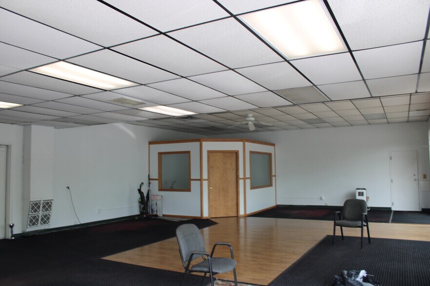 More Photos Of 7940 Sprinkle Rd, Portage Freestanding For Sale