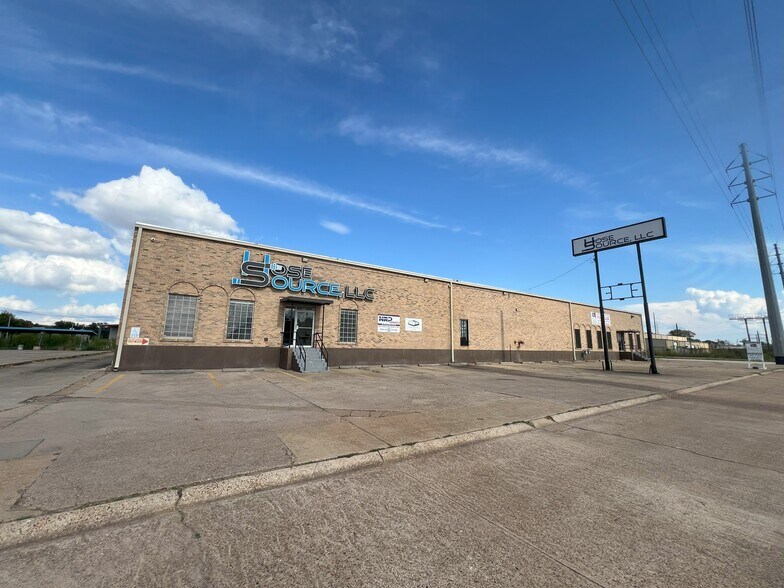 Primary Photo Of 1814 N Market St, Shreveport Manufacturing For Sale