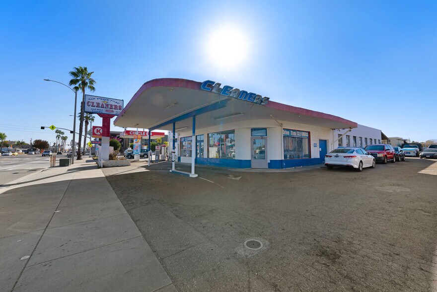 More Photos Of 46-48 Broadway, Chula Vista Freestanding For Sale
