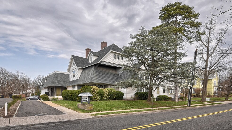 More Photos Of 75-77 N Bridge St, Somerville Office For Lease