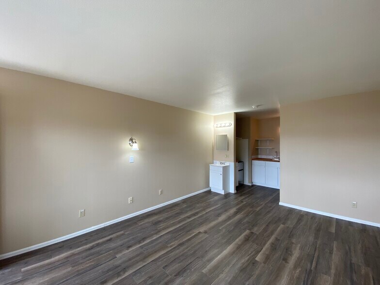More Photos Of 206 E Main St, Rangely Apartments For Sale