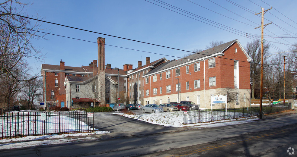 Primary Photo Of 900 Rebecca Ave, Pittsburgh Office Residential For Sale