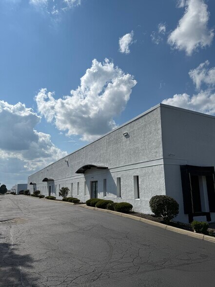 Primary Photo Of 1020 Claycraft Rd, Columbus Warehouse For Lease