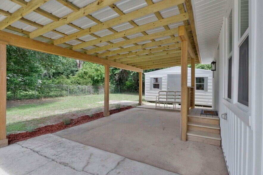 More Photos Of 6682 Ravine St, Milton Office Residential For Sale