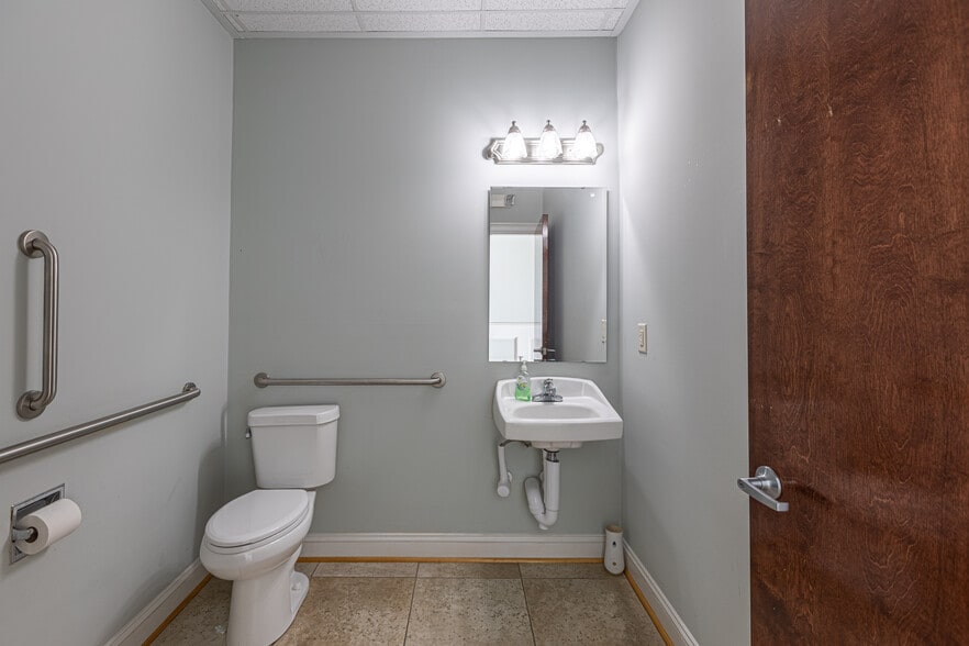 More Photos Of 8210A Devon Ct, Myrtle Beach Skilled Nursing Facility For Lease