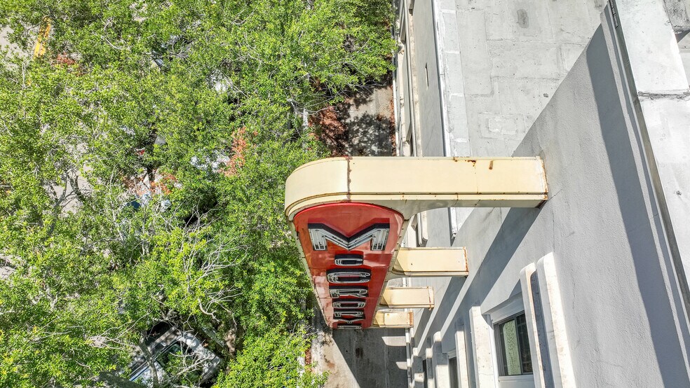 More Photos Of 433 Central Ave, Saint Petersburg Loft Creative Space For Lease
