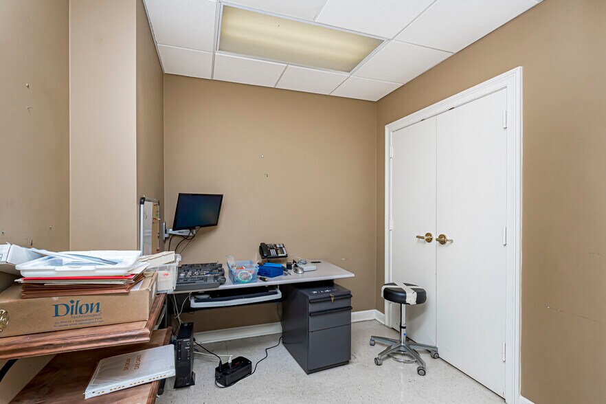 More Photos Of 8425 Cumberland Pl, Baton Rouge Medical For Lease