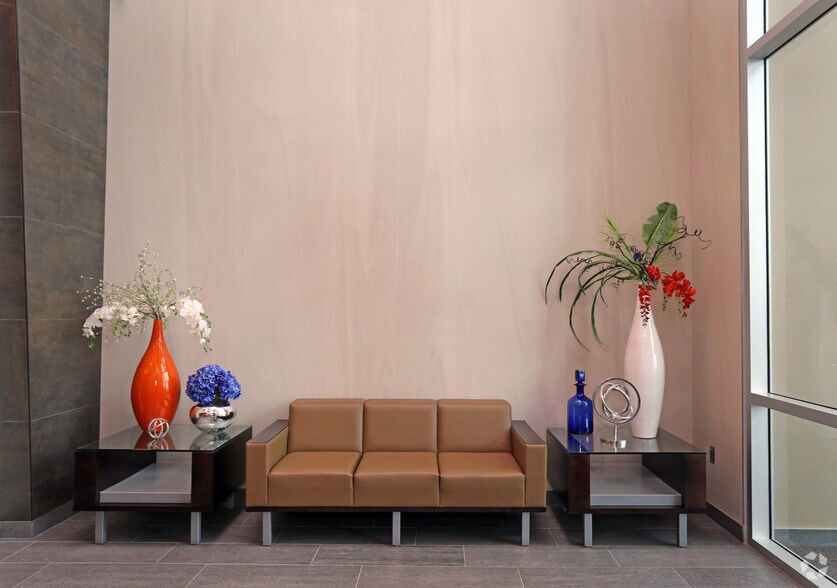 More Photos Of Dallas North Tollway, Plano Unknown For Lease