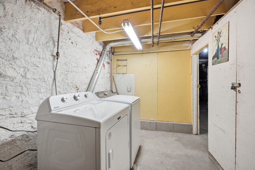 More Photos Of 940 3rd St E, Saint Paul Apartments For Sale