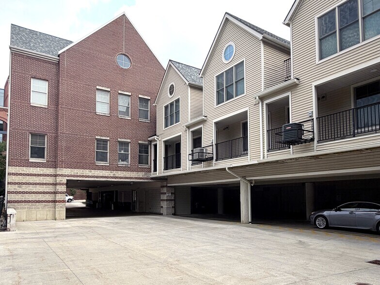 More Photos Of 1310 S Main St, Ann Arbor Medical For Sale
