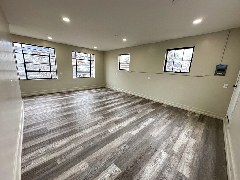 More Photos Of 309-311 Hillside Ave, Hillside Warehouse For Sale