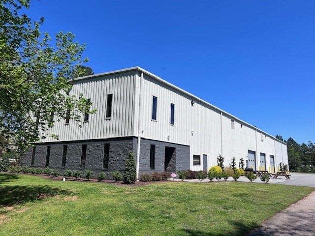 More Photos Of 762 Park Ave, Youngsville Manufacturing For Lease