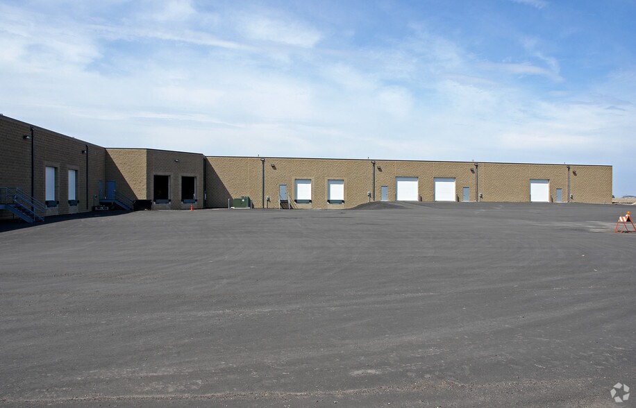 More Photos Of 2120 Howard Dr W, North Mankato Warehouse For Lease