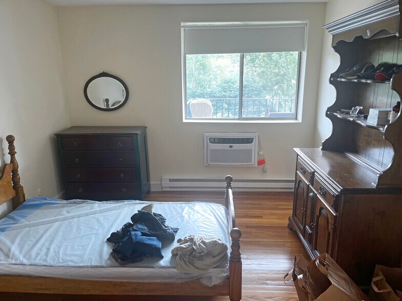 More Photos Of 447 Pleasant St, Melrose Apartments For Sale