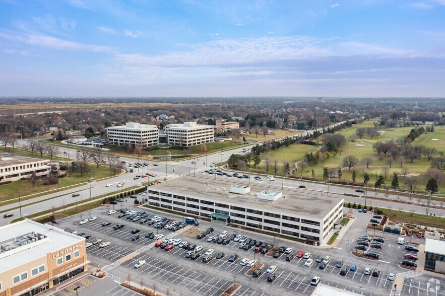 More Photos Of 2122 York Rd, Oak Brook Medical For Sale