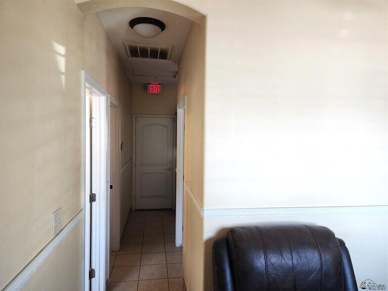 More Photos Of 14794 Avenue B, Somerton Auto Dealership For Sale