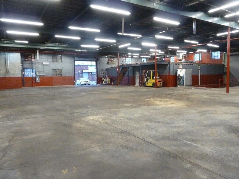 More Photos Of 654 Montauk Ave, Brooklyn Manufacturing For Lease