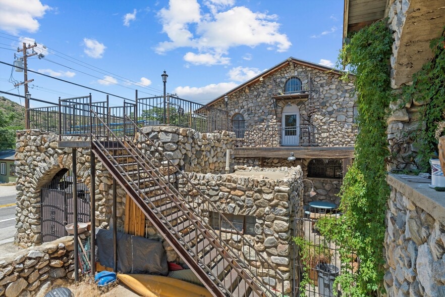 More Photos Of , Lake Hughes Hospitality For Sale