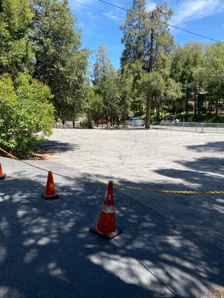 More Photos Of 23597 Manzanita, Crestline Specialty For Lease